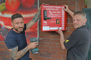 Stephan Worley and Simon Woodcock fit a box