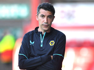 Supporting image for story: Wolves boss Bruno Lage calls on people to get Covid-19 vaccines