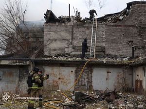 Supporting image for story: Putin says Russia has tested new intermediate range missile in strike on Ukraine