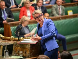 Supporting image for story: Home Secretary fails to guarantee France migrant returns will happen this month