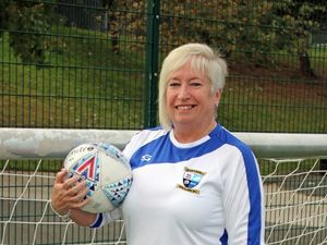 Supporting image for story: Women's football trailblazer turns her attention to walking football 