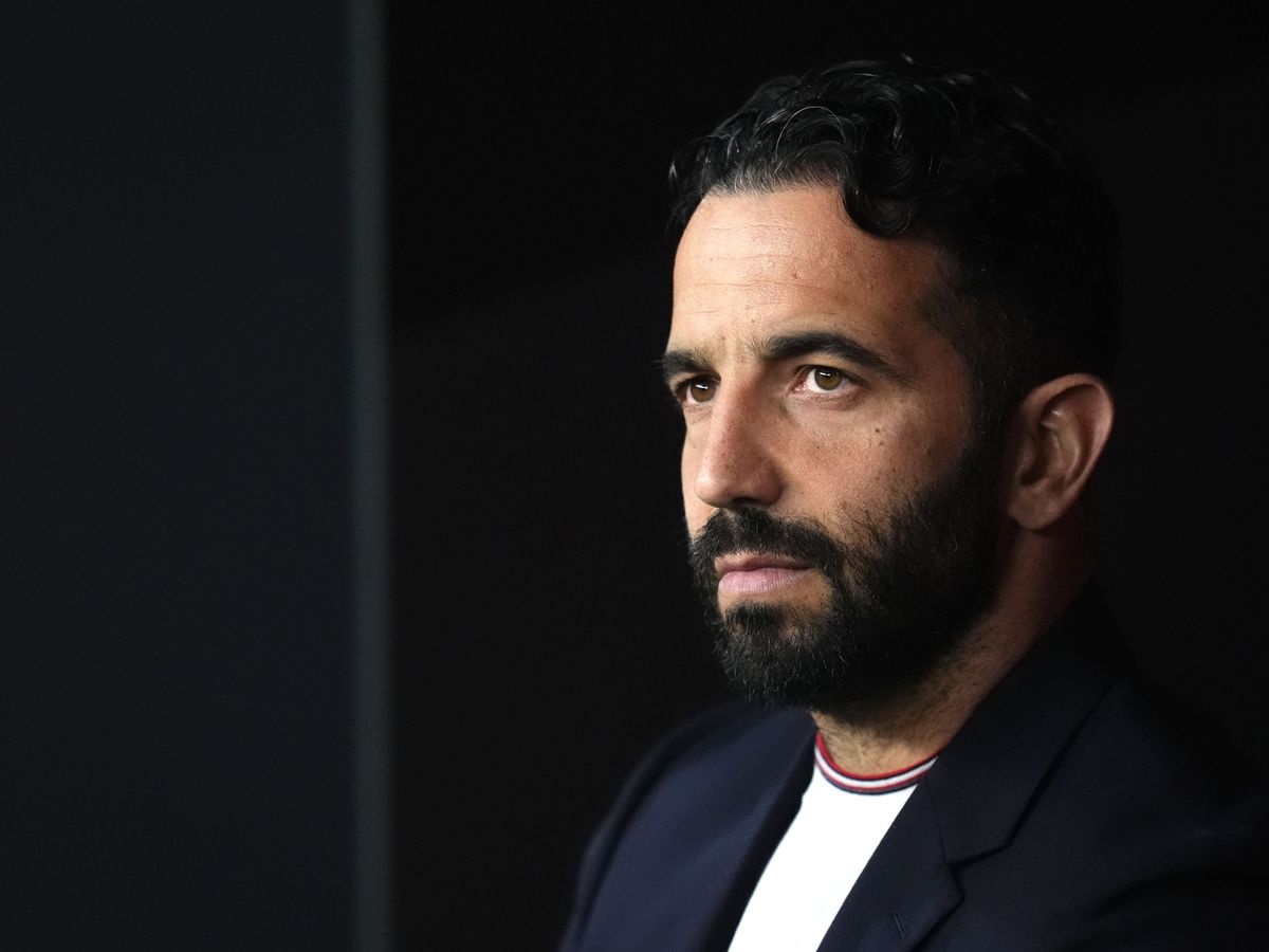 Ruben Amorim refuses to discuss future of Bruno Fernandes and Alejandro Garnacho