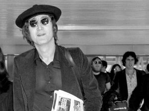Supporting image for story: Eyewitnesses to John Lennon murder to speak for first time in new documentary