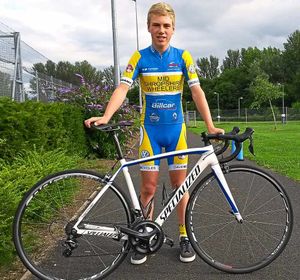 Talented teenager Devon Round has smashed the Mid Shropshire Wheelers juvenile club record for a 25-mile time trial.