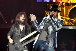 Supporting image for story: Guns N' Roses at Birmingham LG Arena