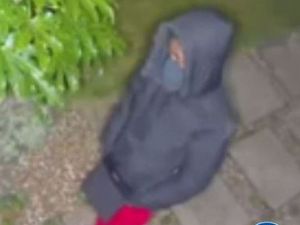 Supporting image for story: Police trying to trace man after attempts made to get into Halesowen home