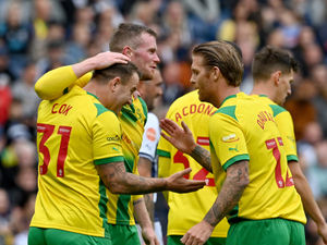 Supporting image for story: Brunty 4-4 Mozza: All square as former West Brom players roll back the years