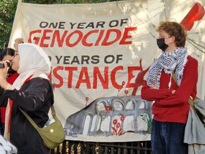 Supporting image for story: Around 1,000 pro-Palestinian protesters gather in central London