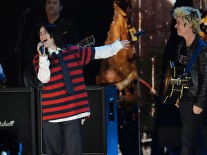 Supporting image for story: FireAid mixes music and stories of loss to raise money for LA wildfire relief