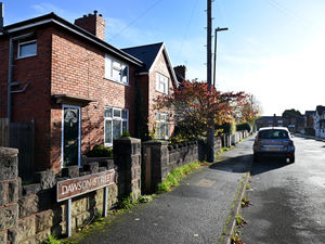 Supporting image for story: We visited the Walsall estate dubbed 'Britain's roughest' and found residents terrified for their safety