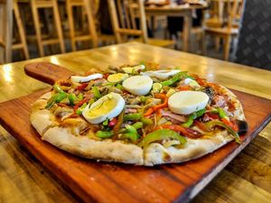 Supporting image for story: Alert over fake food inspector