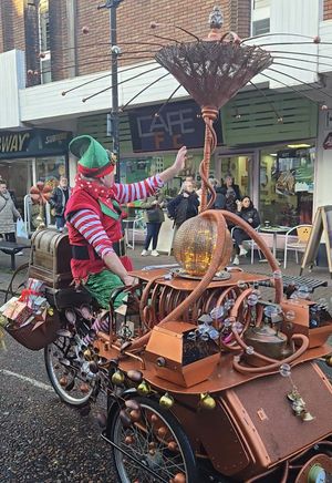 Mr Bubblman back by popular demand