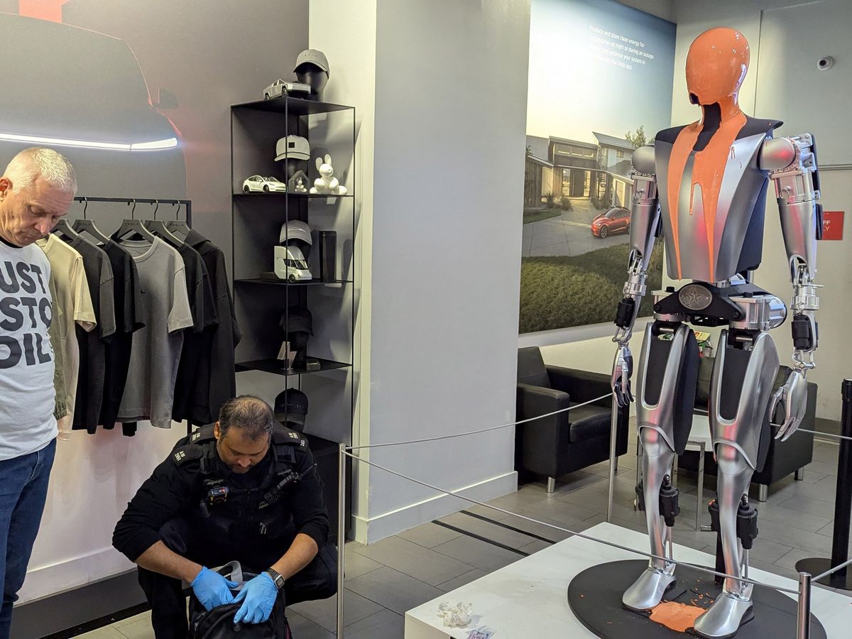 Just Stop Oil protesters guilty after latex poured on Tesla robot