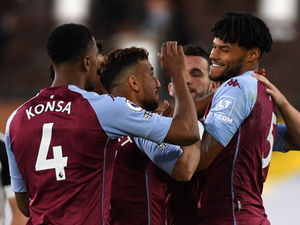 Supporting image for story: Fulham 0 Aston Villa 3 - Report and pictures