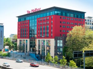 Supporting image for story: BBC Radio WM to lose dedicated drive time show – while Manchester and London keep theirs