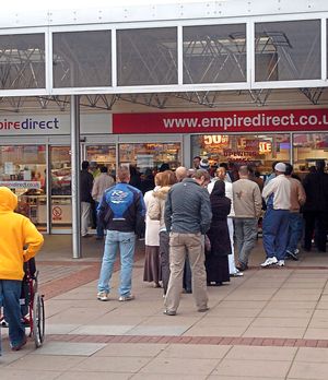 2006 – Boxing Day sales at Empire Direct, Merry Hill