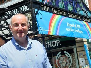 Supporting image for story: Shrewsbury shopping centres announce Christmas opening times