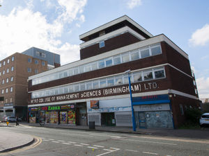 Supporting image for story: Parham House sold for £1.45m to be turned into new flats