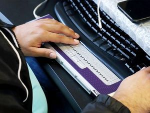 Supporting image for story: Apple and Microsoft among firms to agree new standard on Braille displays