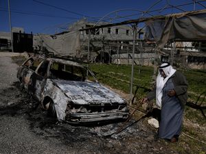 Supporting image for story: Israeli troops kill six in West Bank operation, Palestinian officials say