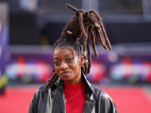 Supporting image for story: Little Simz and Knucks share album of the year win at 2022 Mobo awards