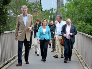 Supporting image for story: Environment Minister visits Shropshire's flood-hit towns