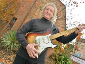 Supporting image for story: Kenny on tune for light switch-on