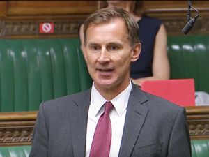 Supporting image for story: Jeremy Hunt: UK should follow Israel’s example with booster jabs for all adults