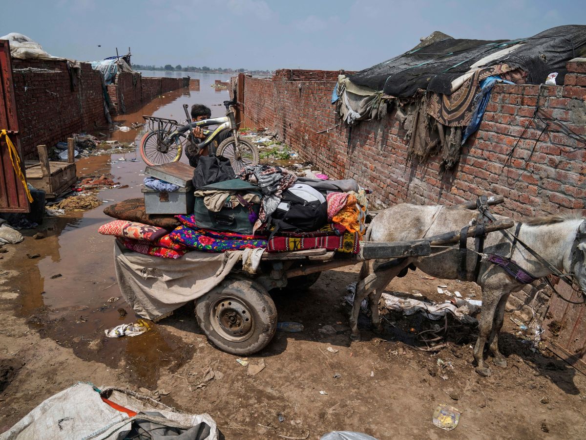 Pakistan races to evacuate tens of thousands stranded by floods in Punjab