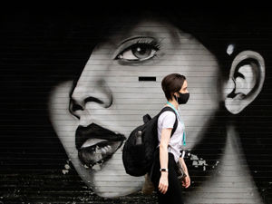 Supporting image for story: LETTER: We need to be rid of face masks now