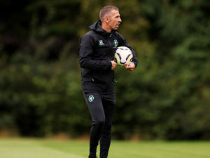 Supporting image for story: Gary O'Neil reveals Wolves' transfer challenges