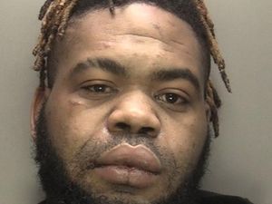 Supporting image for story: Police urge those who spot wanted Wolverhampton man to call 999