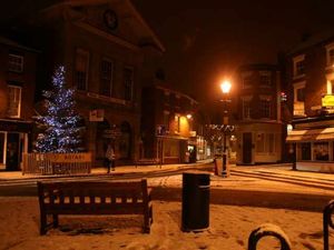 Supporting image for story: Mad shopping dashes and seasonal snow