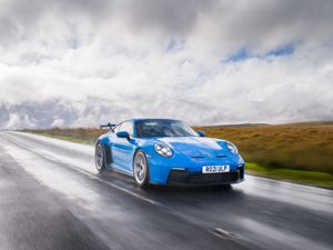 Supporting image for story: Road Test of the Year: Porsche 911 GT3