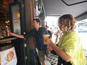 Supporting image for story: No 10 explains rationale behind takeaway pints, protests and supermarkets