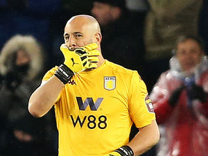 Supporting image for story: Aston Villa boss Dean Smith praises Pepe Reina after goalkeeper dropped for first time in Premier League
