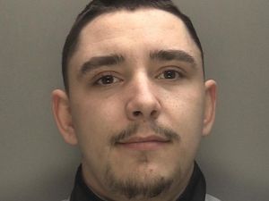 Supporting image for story: Police urge people who spot wanted man with Black Country links to call 999