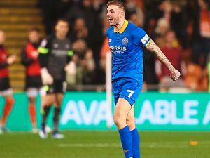 Supporting image for story: Dave Edwards: Problems for Shrewsbury Town to fix at both ends of the pitch