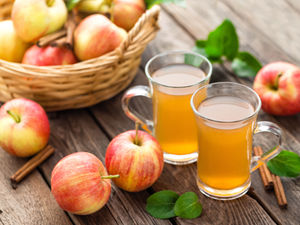 Supporting image for story: Press on turning apples to cider