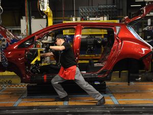 Supporting image for story: Nissan halts Leaf production in Sunderland as it begins switch to new model