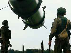 Supporting image for story: What impact could the Kremlin’s revised nuclear policy have?