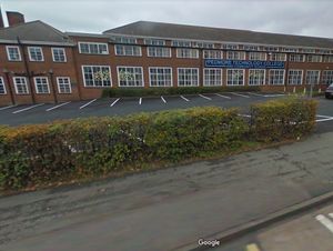 Supporting image for story: Police called to school in Stourbridge following reports of someone with a knife 