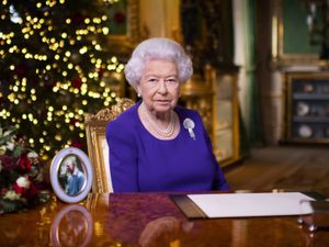 Supporting image for story: Queen offers personal message of hope in her Christmas Day address