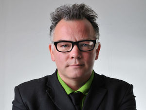 Supporting image for story: Stewart Lee, Birmingham Symphony Hall - review