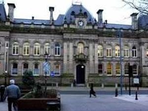 Supporting image for story: Criminals avoid court by writing letter