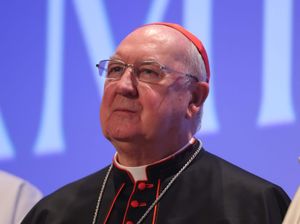Supporting image for story: Irish-born cardinal announces Pope Francis’s death