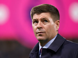 Supporting image for story: Former Aston Villa bos Steven Gerrard donates £5,000 to England deaf team’s fundraising bid