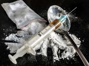 Supporting image for story: 'County Lines' drugs gangs yet to hit gateway town