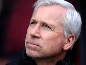 Supporting image for story: Alan Pardew paying to help people attend Brexit protest march