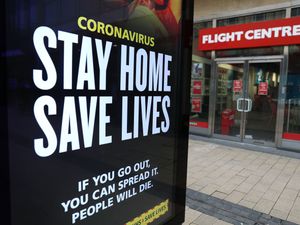 Supporting image for story: National lockdown needs to be stricter, warn scientists